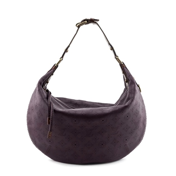 Louis Vuitton Monogram Mahina Otanah bag - Picture 4 of 10